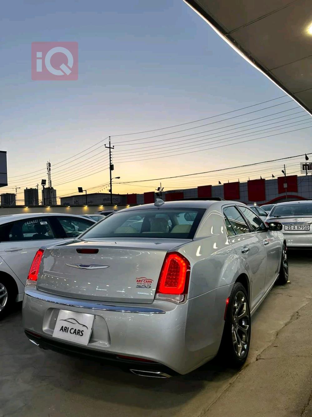 كرايسلر 300